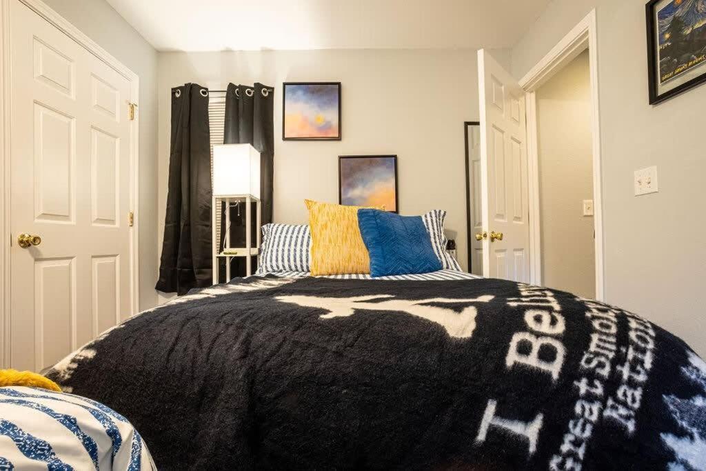 Sasquatch Lodge E Sleeps 13 Gatlinburg Eksteriør bilde