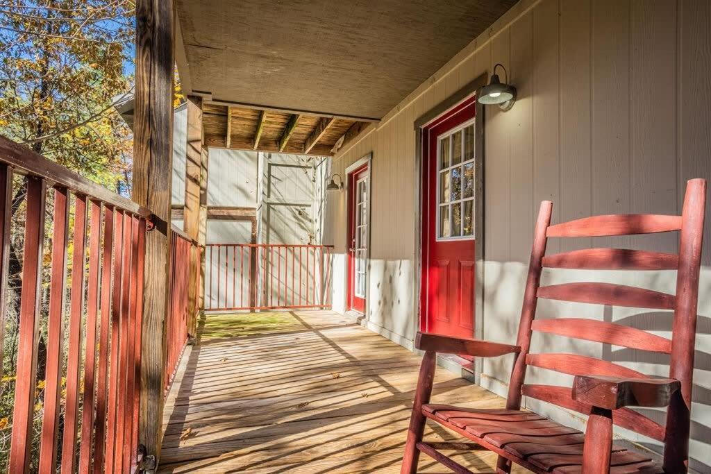 Sasquatch Lodge E Sleeps 13 Gatlinburg Eksteriør bilde