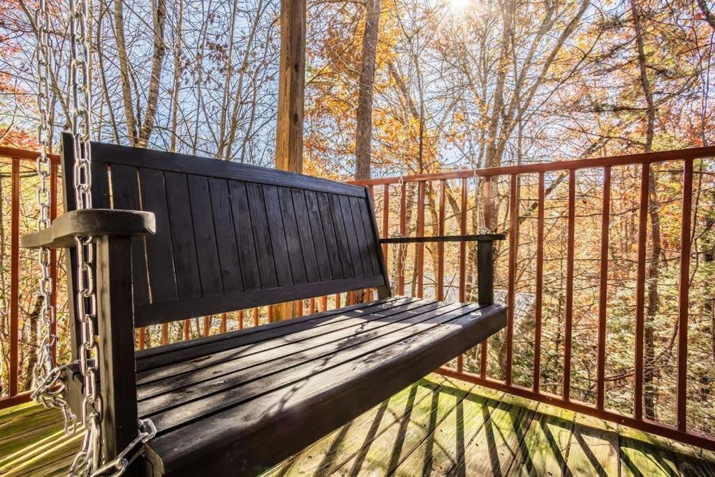 Sasquatch Lodge E Sleeps 13 Gatlinburg Eksteriør bilde